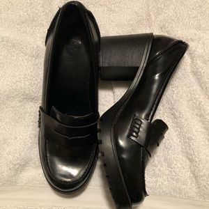 Black chunky loafers